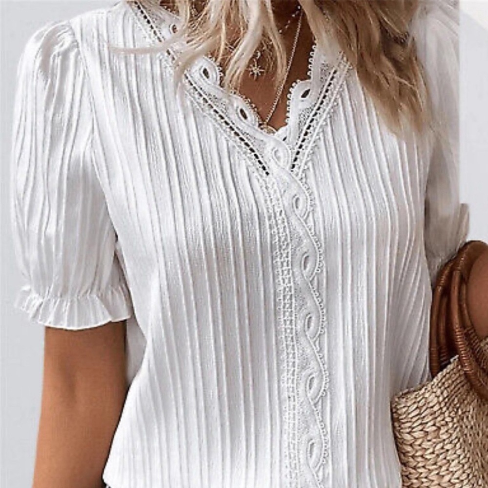 NWT White Lace Trim Blouse